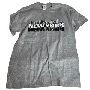 DISNEY New York Mickey Mouse Vintage Tee Shirt Grey Black White‎ Medium